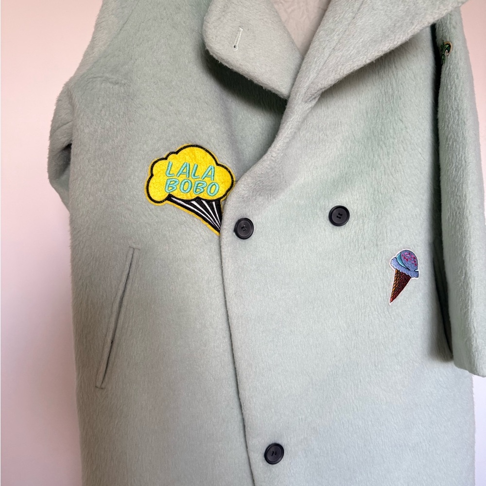 Coat - Picture 2 of 7